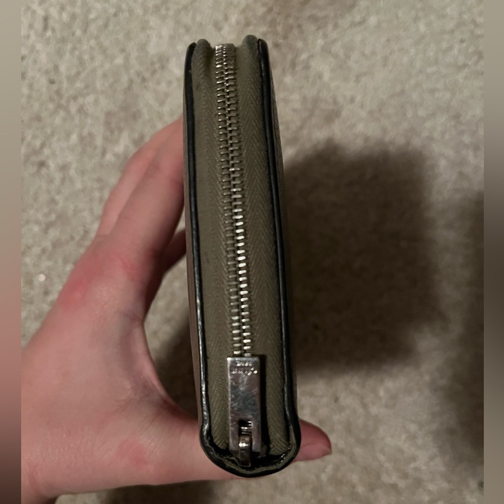 Celine Wallet - Picture 3 of 9